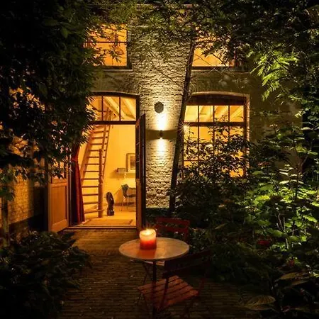 Carriage House In Quiet Ecological Garden 안트베르펜